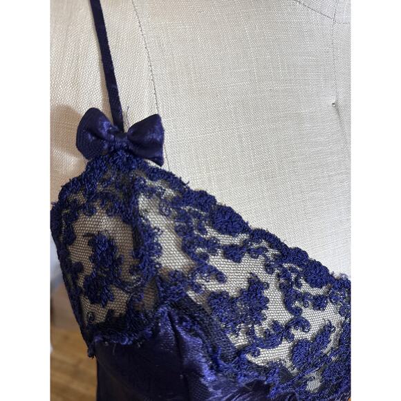 Vintage Victoria’s Secret Gold Label Blue Chemise Slip Dress Size Small - Picture 4 of 9